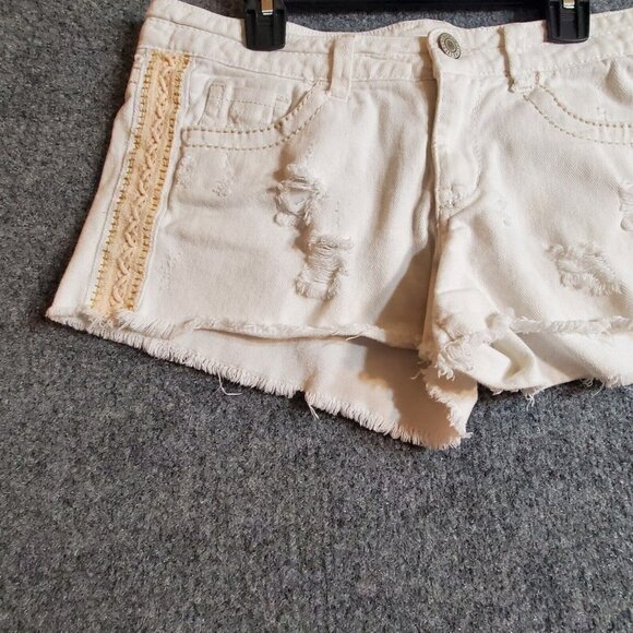 Mossimo Womens Denim Low Rise Short Short White Distressed Jean Shorts Size 11 - Picture 4 of 16